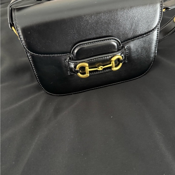 Elegant Black Leather Bag - Picture 7 of 9